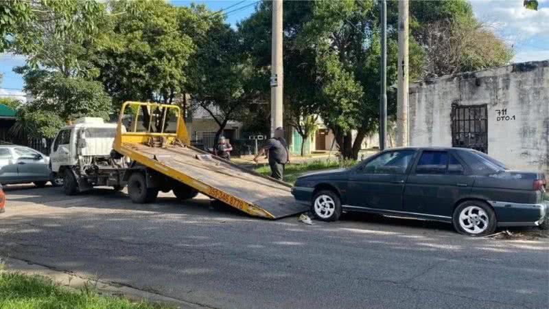 Homem chamou guincho para levar veículo que não pertencia a ele - Divulgação/Polícia de Córdoba