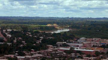 Fotografia aérea de Tarauacá, no Acre - Foto por Agência de Notícias do Acre pelo Wikimedia Commons