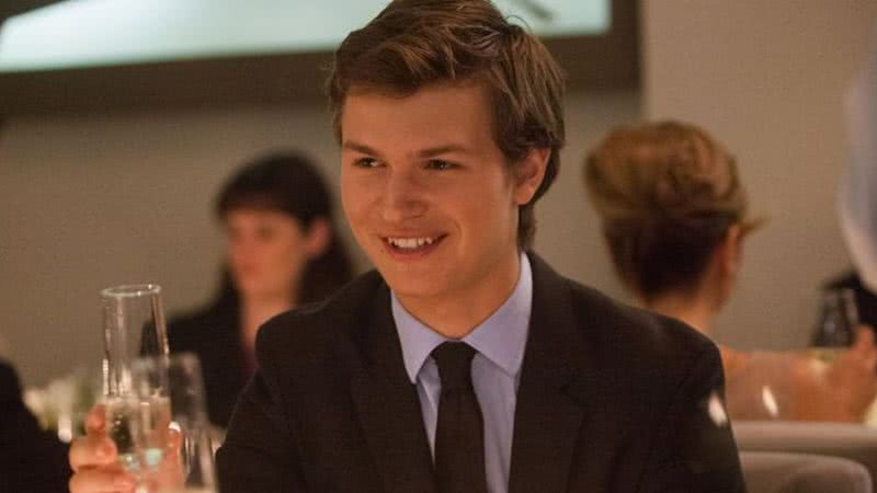 Ansel Elgort em 'A Culpa É das Estrelas' - Divulgação