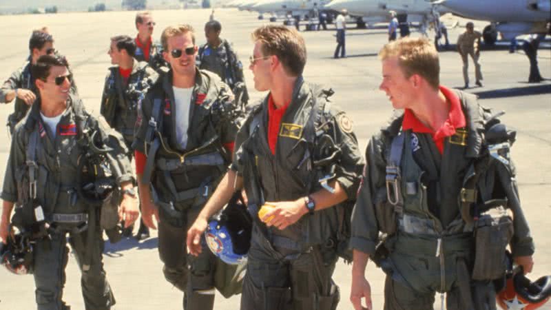 Barry Tubb no canto direito em cena do filme ‘Top Gun - Ases Indomáveis’ (1986) - Divulgação/Paramount Pictures