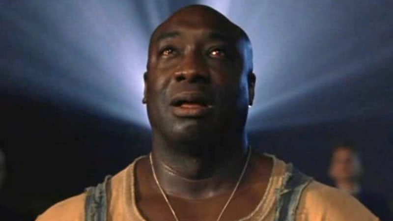 John Coffey (interpretado por Michael Clarke Duncan) em 'À Espera de um Milagre' (1999) - Reprodução/Warner Bros. Pictures