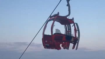 Imagem do teleférico destruído após o incidente - Reprodução/Vídeo/X/@sputnik_brasil