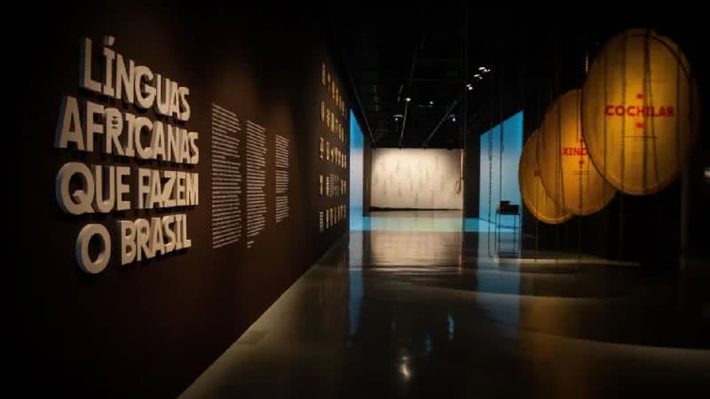 Exposição sobre influência de línguas africanas no Brasil - Foto: Guilherme Sai