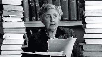 Autora de vários dos mais famosos romances policiais, Agatha Christie se consolidou como um dos grandes nomes da literatura mundial - Créditos: Reprodução/Mercado Livre