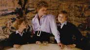 Princesa Diana com seus filhos, Harry e William, em foto presente em carta - Sworders