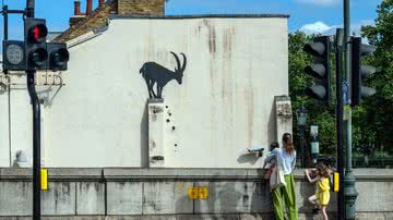 Imagem do mural de Banksy, retratando uma cabra - Getty Images