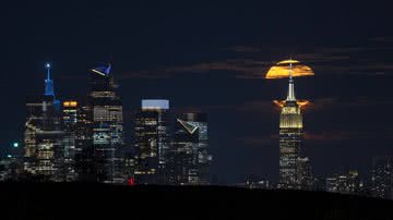 Fotografia tirada durante 'Lua do Esturjão' registrada em 2023 - Getty Images