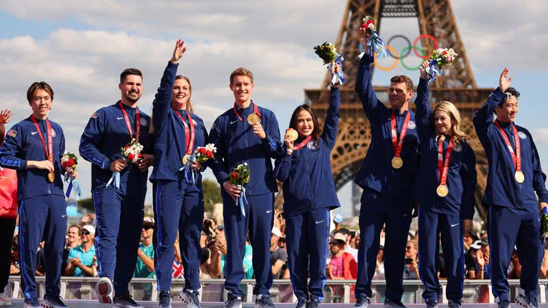 Atletas americanos de patinação artística recebem suas medalhas - Getty Images