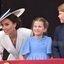 Kate Middleton e seus filhos Louis, Charlotte e George