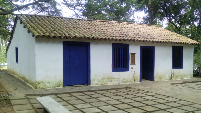 A Casa do Grito, em São Paulo - Foto por Thiago Santos pelo Wikimedia Commons