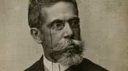 Antiga fotografia de Machado de Assis - Domínio Público via Wikimedia Commons