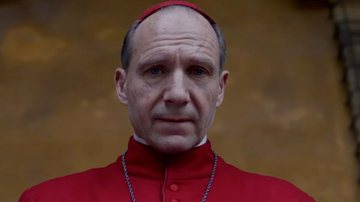 Ralph Fiennes em 'Conclave' - Divulgação