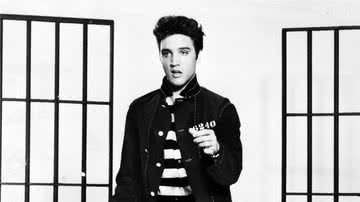 O músico Elvis Presley em 1957 - Wikimedia Commons/Metro-Goldwyn-Mayer