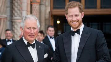 Charles III e seu filho mais novo, o príncipe Harry - Getty Images