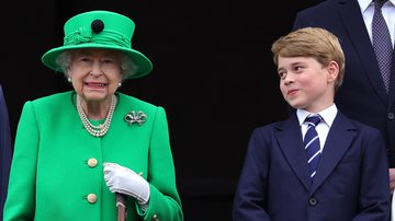 Rainha Elizabeth II e Príncipe George - Getty Images