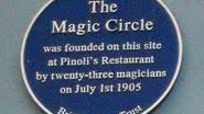 Placa de fundação da Magic Circle - Wikimedia Commons