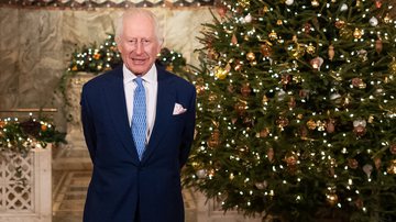 O rei Charles III durante a gravação do discurso de Natal - Getty Images