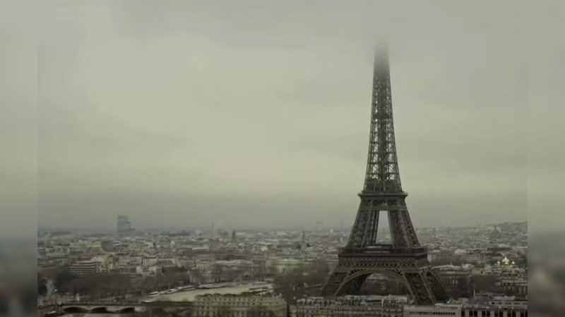 Torre Eiffel é evacuada após curto-circuito e incêndio em elevador