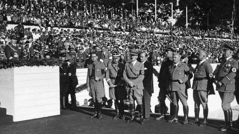 Membros nazistas no comício de Nuremberg de 1935 - Bundesarchiv