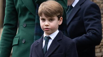 Príncipe Louis durante aparição em caminhada à missa de Natal - Getty Images