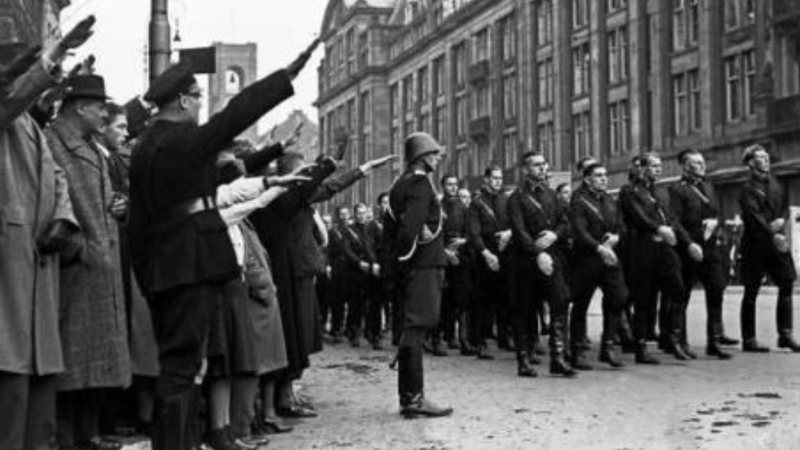 Tropas nazistas em Amsterdã em 1941 - Foto por 47thPennVols pelo Wikimedia Commons