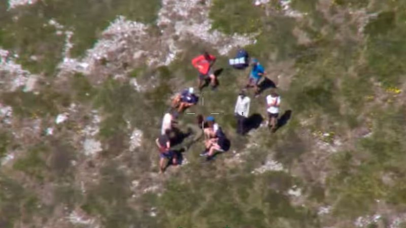 Jovem foi resgatado nesta quarta-feira, 8 - Divulgação/Serviço de Bombeiros Rural de NSW