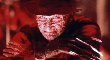 Robert Englund como Freddy Krueger no filme - Divulgação/New Line Cinema