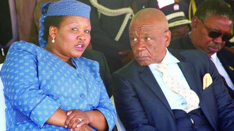 Primeiro-ministro, Thomas Thabane e atual mulher, Maesaiah - Divulgação