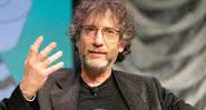 Neil Gaiman no evento SXSW 2019 - nrkbeta, CC BY-SA 2.0 / Via Wikimedia Commons