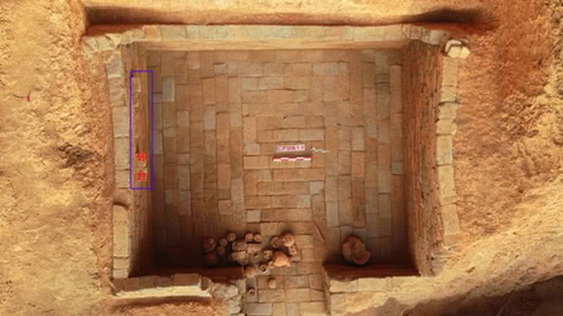 Uma das tumbas de tijolos encontrada pelos arqueólogos - Divulgação/Instituto Provincial de Hunan de Relíquias Culturais e Arqueologia