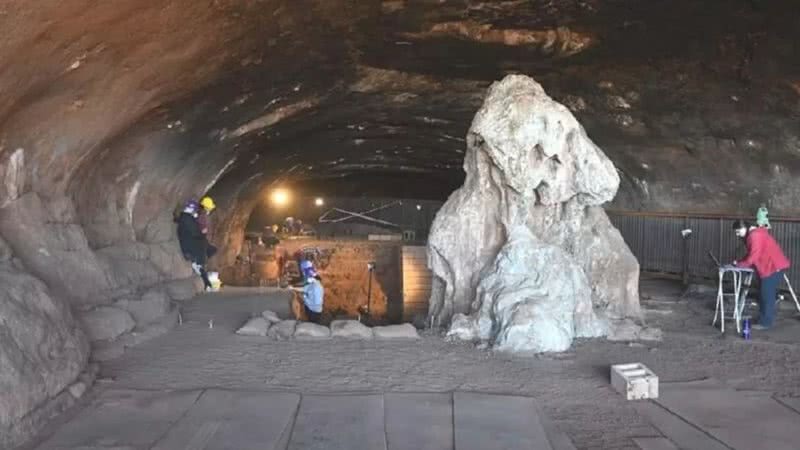 Caverna Wonderwerk, na África do Sul, onde o estudo foi feito - Divulgação/Michael Chazan/Universidade Hebraica de Jerusalém