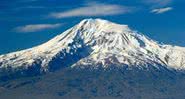 Vista aérea do Monte Ararat - Wikimedia Commons