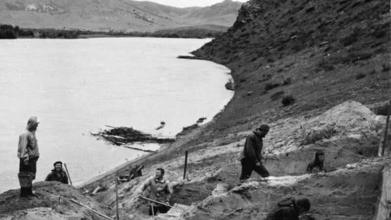 Escavação de 1976 nas proximidades do Lago Baikal, na Sibéria - Divulgação