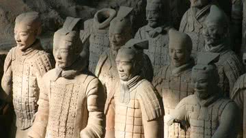 Fotografia dos guerreiros de terracota - Pixabay