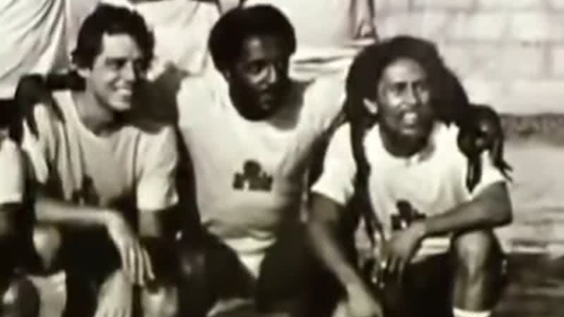 Fotografia de Bob Marley na única vez em que veio ao Brasil - Reprodução/YouTube/Futebol Brasileiro