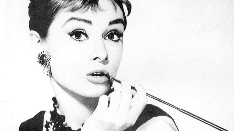 Audrey em seu eterno papel de Bonequinha de Luxo - Divulgação