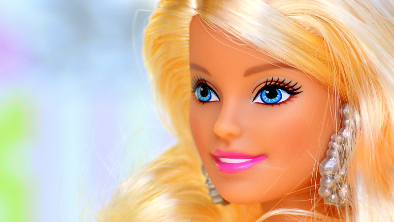 Após um dos lançamentos do cinema mais esperados do cinema do ano, a famosa boneca Barbie ganhou ainda mais destaque. Vem ver! - Reprodução/Pixabay