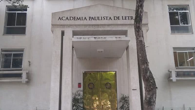 Fachada da Academia Brasileira de Letras - Foto de Romildo Garcia Martins Júnior no Google Maps