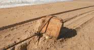 Caixas encontradas na Praia do Flamengo - Divulgação/Limpurb