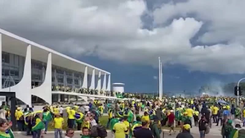 Manifestantes invadindo o Palácio do Planalto - Reprodução/Video