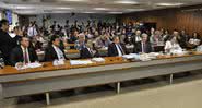 Sala de comissões do Senado Federal durante reunião da CPI Mista da Petrobras - Senado Federal/Wikimedia Commons