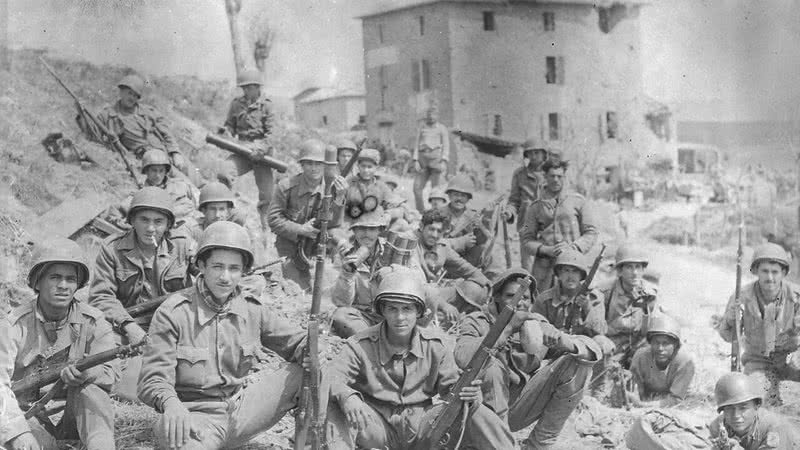 Soldados brasileiros durante a Segunda Guerra Mundial - Arquivo Nacional