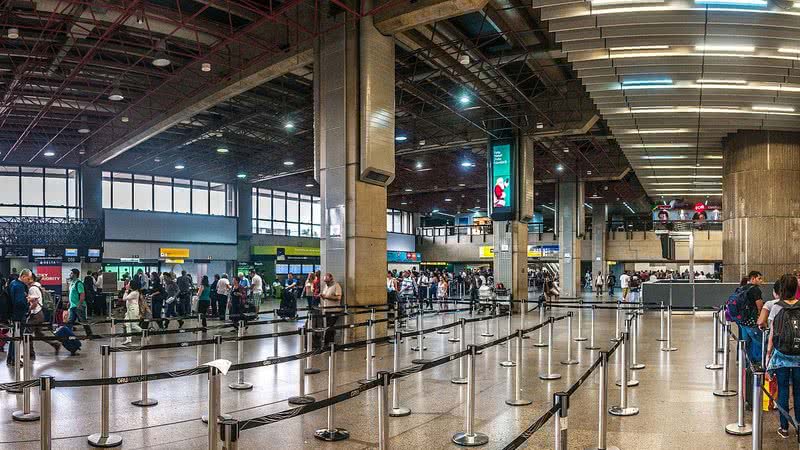 Aeroporto de Guarulhos, em São Paulo, onde o passageiro desembarcou - Wikimedia Commons