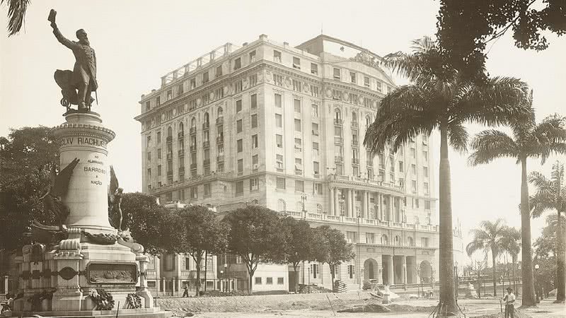 O Hotel Glória, no Rio de Janeiro - Domínio Público via Acervo Instituto Moreira Salles