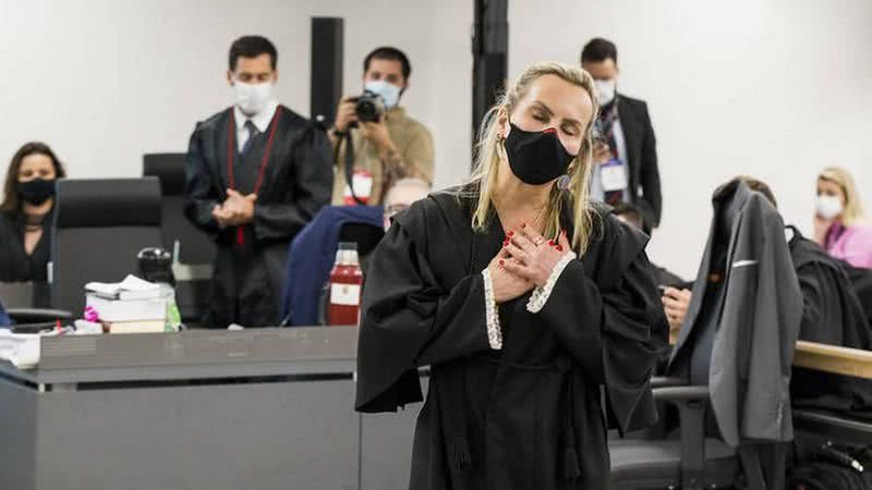 Advogada Tatiana Borsa no tribunal sobre o caso da boate Kiss - Juliano Verardi / Divulgação / Tribunal de Justiça - RS