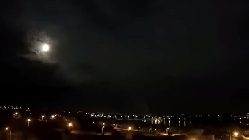 Avistamento do meteoro no céu mineiro - Divulgação