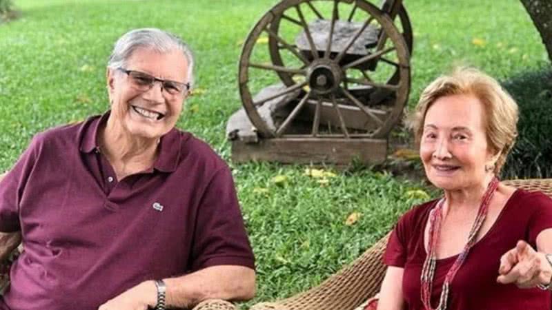 Tarcísio Meira e Glória Menezes na fazenda de Porto Feliz, em 2018 - Divulgação/Instagram