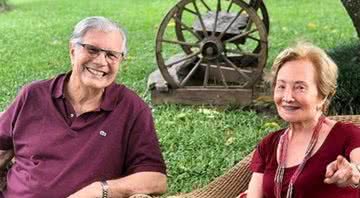 Tarcísio Meira e Glória Menezes na fazenda de Porto Feliz, em 2018 - Divulgação/Instagram