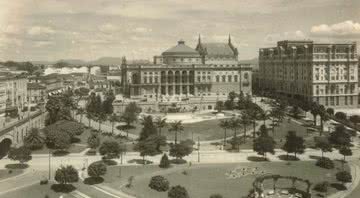 Theatro Municipal de São Paulo em registro da década de 1920 - Arquivo Nacional via Wikimedia Commons