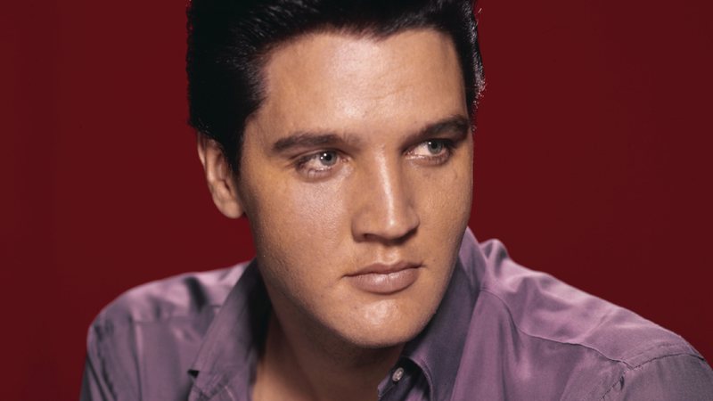 Retrato fotográfico de Elvis Presley, em 1956 - Getty Images